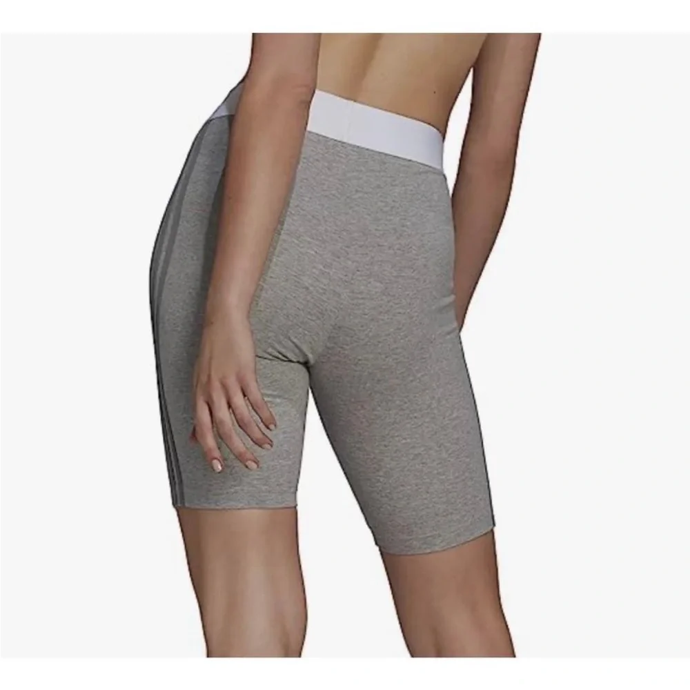 NWT Adidas Women's Biker Shorts Must Haves 3-Stripe Short Tights‎ Grey Medium